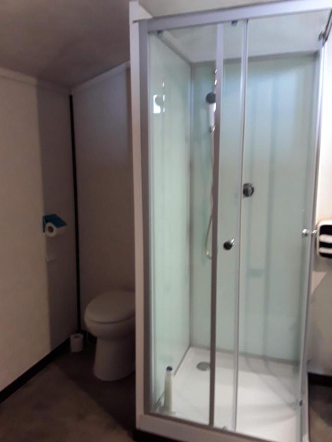 La chambre d'à côté Doulezon Extérieur photo